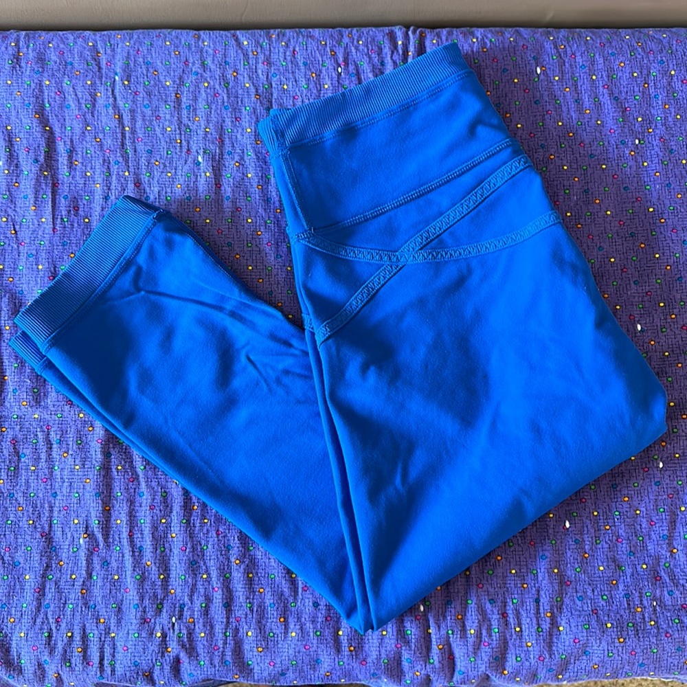 LULULEMON 19” Cropped leggings